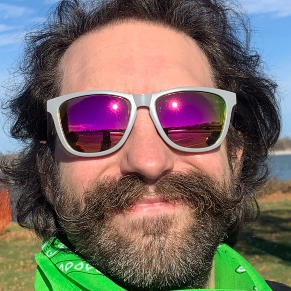 Meet your Posher, Joshua - Picture 1 of 1